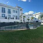 Apartamento Lovely Two Bedroom With Panoramic Sea Views *