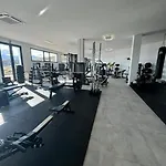 Lovely Two Bedroom With Panoramic Sea Views Apartamento Estepona