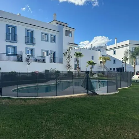 Lejlighed Lovely Two Bedroom With Panoramic Sea Views *