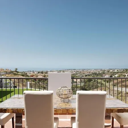 Lejlighed Lovely Two Bedroom With Panoramic Sea Views *