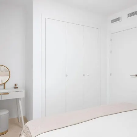 Lovely Two Bedroom With Panoramic Sea Views Appartamento Estepona